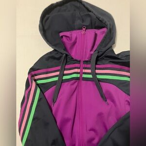 Adidas ClimaLite Women’s Purple Track Running Hooded Jacket Size Small